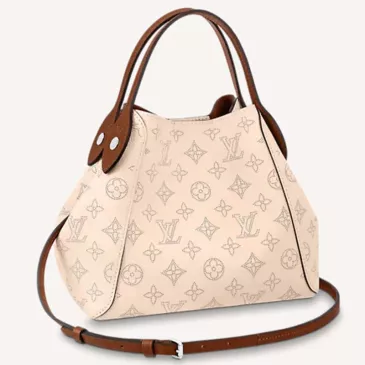 Louis Vuitton Hina PM Bucket Bag Crème Beige Mahina Perforated Calf